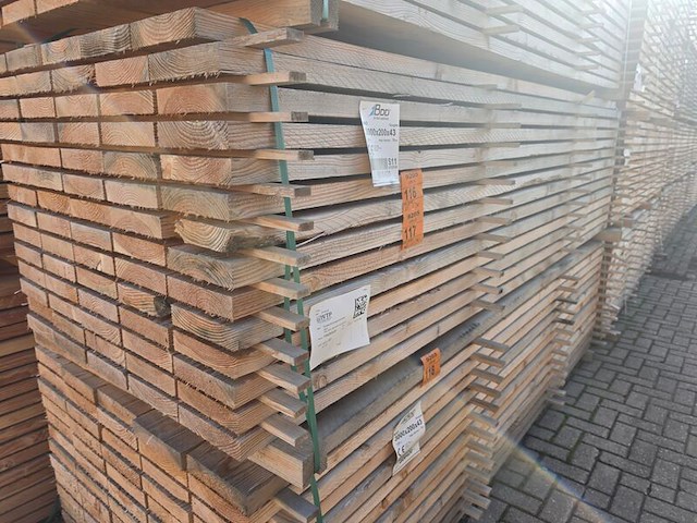 Ca. 35x douglas planken fijnbezaagd, 43x200mm, lengte 300cm - afbeelding 4 van  4