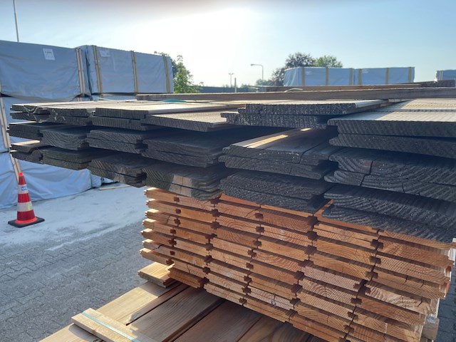 Ca. 35x douglas wisselsponning, 18x190mm, lengte 500cm - afbeelding 3 van  3