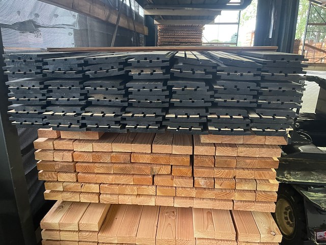 Ca. 35x grenen acoustic design profiel zwart, 22x142mm, lengte 450cm - afbeelding 3 van  3
