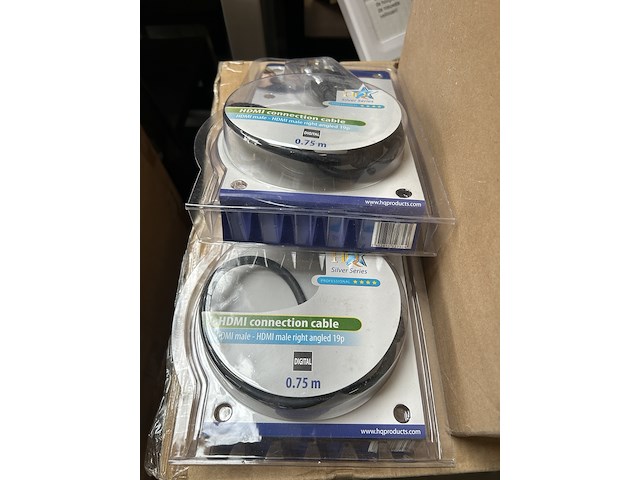 Ca. 35x kabel hdmi male - hdmi male right angled 19p, hq silver series - afbeelding 2 van  4