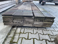 Ca. 35x purple heart planken fijnbezaagd, 26x205mm, lengte 335cm - afbeelding 3 van  3