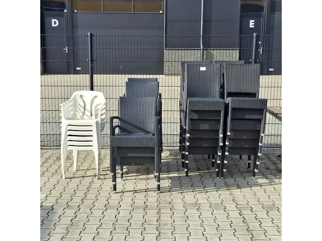 Ca. 35x terrasstoel, zwart - afbeelding 1 van  7