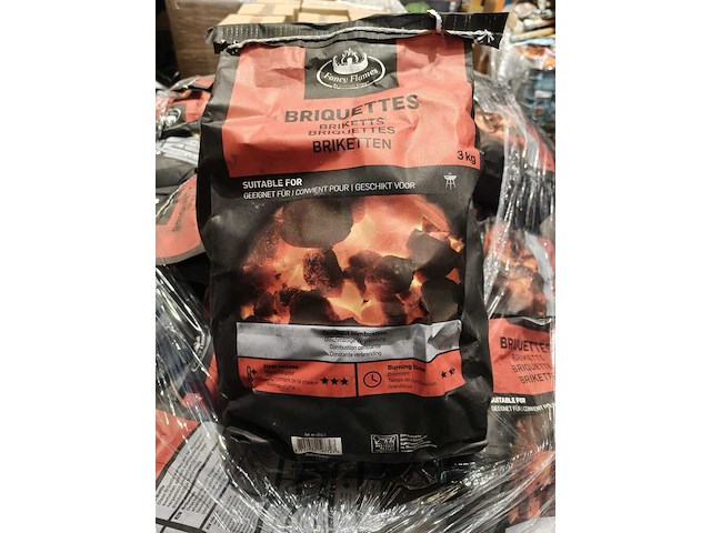 Ca. 35x zakken van 3 kilo briketten fancy flames - afbeelding 2 van  5
