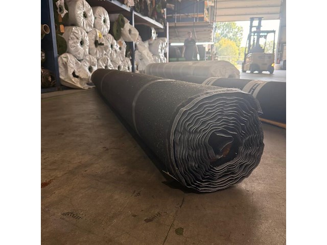 Ca. 36m2 kunstgras, 10 mm hoog, geel - afbeelding 2 van  2