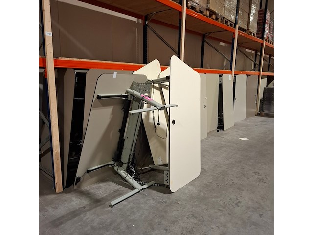 Ca. 36x bureau - afbeelding 1 van  7