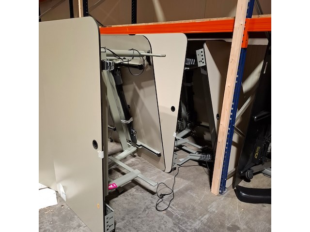 Ca. 36x bureau - afbeelding 3 van  7