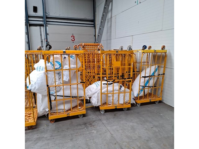Ca. 36x diverse rolcontainer - afbeelding 5 van  5