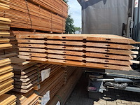 Ca. 36x douglas blokhut profiel, 28x175mm, lengte 500cm - afbeelding 2 van  3