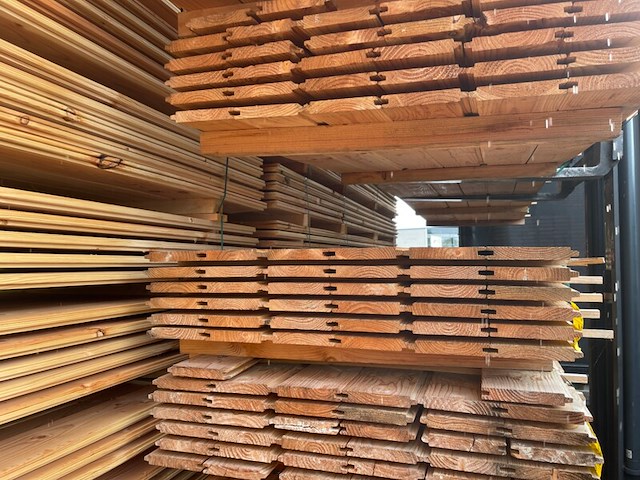 Ca. 36x douglas blokhutprofiel, 28x175mm, lengte 500cm - afbeelding 3 van  3