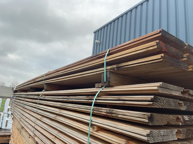 Ca. 36x douglas zweeds rabat, 21x190mm, lengte 500cm - afbeelding 2 van  3