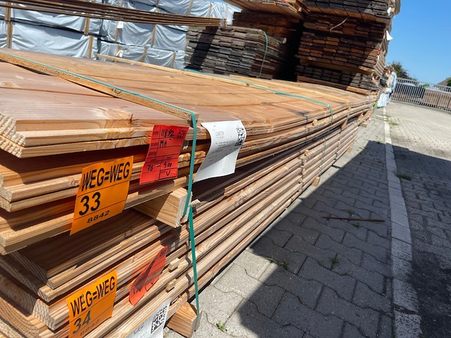 Ca. 36x douglas zweeds rabat, 26x190mm, lengte 500cm - afbeelding 2 van  3