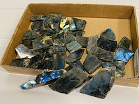 Ca. 36x labradoriet plakjes - afbeelding 2 van  4