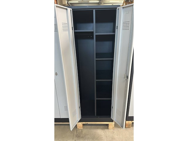 Ca. 36x lockerkast - afbeelding 4 van  4