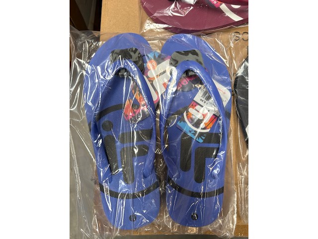 Ca. 36x paar teenslippers - mixpartij - afbeelding 3 van  5