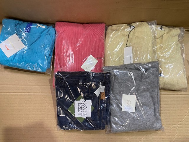 Ca. 36x truien en mutsen, marella, club l'avenir, peserico, s-4xl - afbeelding 2 van  4