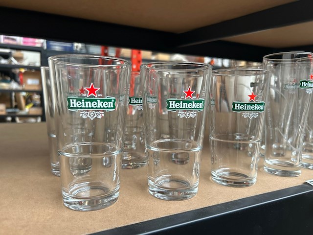 Ca. 37x heineken glazen - afbeelding 2 van  5