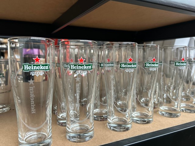 Ca. 37x heineken glazen - afbeelding 3 van  5