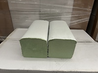 Ca. 38400x handdoekjes z-vouw 100% cellulose groen 2 laags 23 x 25 cm - afbeelding 1 van  3