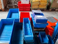 Ca. 385x diverse magazijnbakken - afbeelding 4 van  7