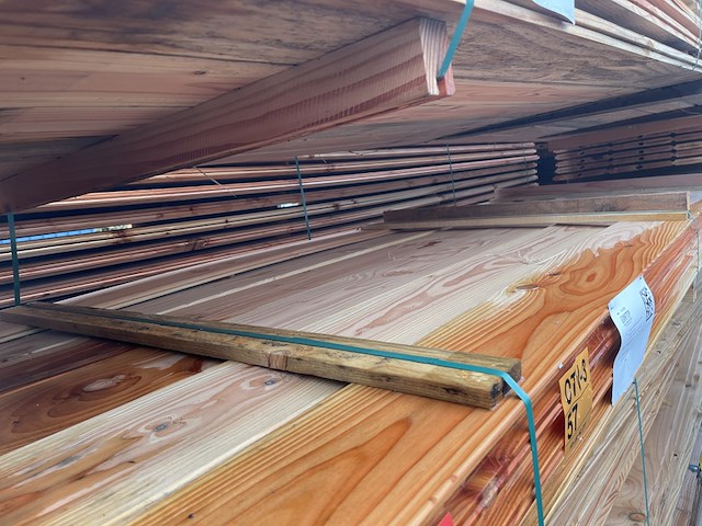 Ca. 38x douglas wisselsponning/halfhoutsrabat, 18x190mm, lengte 400cm - afbeelding 1 van  3