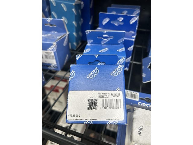 Ca. 38x grohe sanitair en badkameraccessoires - afbeelding 6 van  8