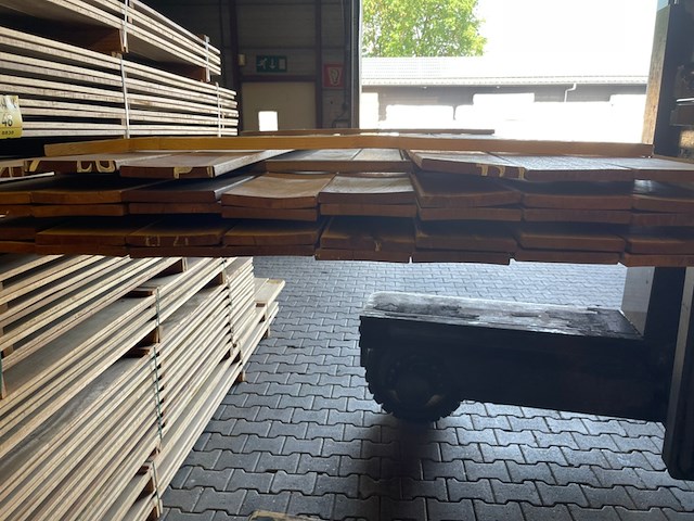 Ca. 38x guyana ipé country grade planken geschaafd, 18x140mm, lengte 200cm - afbeelding 3 van  3