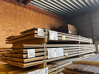 Ca. 38x guyana ipé country grade planken geschaafd, 18x140mm, lengte 250cm - afbeelding 2 van  3