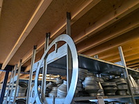Ca. 39 meter metalen legbord stelling - afbeelding 9 van  10