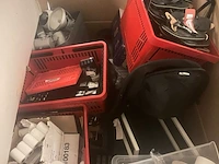 Ca. 395x handelsgoederen en winkelinventaris
