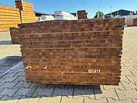 Ca. 396x guyana ipé latten geschaafd, 25x40mm, lengte 155cm - afbeelding 2 van  3