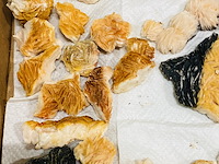 Ca. 39x bariet brokjes - afbeelding 8 van  8