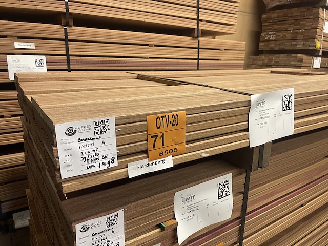 Ca. 39x guyana teak vlonderplanken, 21x145mm, lengte 215cm - afbeelding 4 van  4