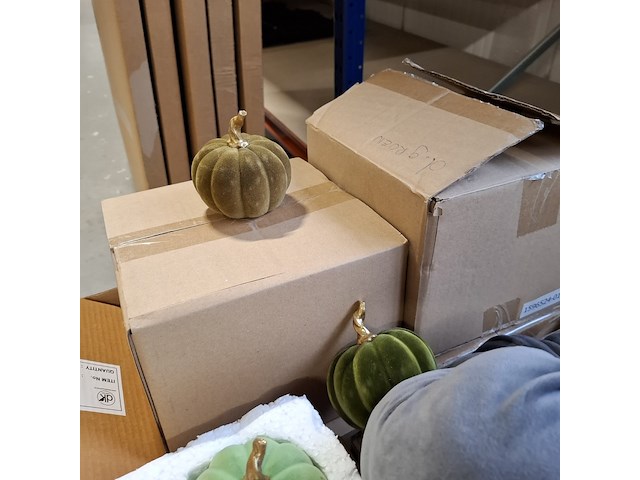 Ca. 39x vaas en decoratie, dutz van roon - afbeelding 6 van  17