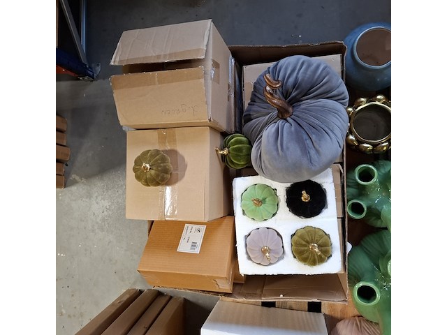 Ca. 39x vaas en decoratie, dutz van roon - afbeelding 7 van  17