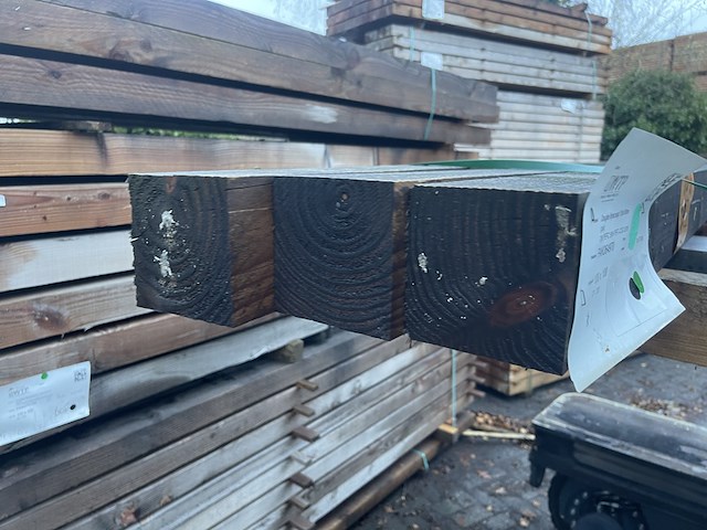 Ca. 3x douglas balken fijnbezaagd, 100x100mm, lengte 200cm - afbeelding 3 van  3