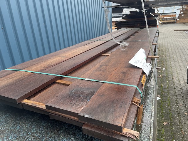 Ca. 3x guyana teak fijnbezaagd, 20x150mm, lengte 350cm - afbeelding 1 van  3