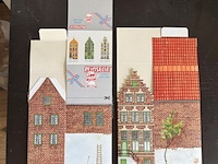 Ca. 400x kartonnen grachten huisjes, punsypack, 1991 - afbeelding 2 van  2