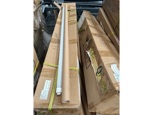 Ca. 400x led tube (w.o. 250x qb-lt-22w-4k-125-1497), qbright - afbeelding 6 van  7