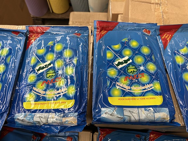 Ca. 400x vochtige vloerdoekjes, mscot - afbeelding 1 van  4