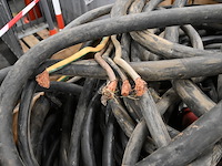 Ca. 4.096 kg bruto koperhoudende zware rubber krachtstroomkabels - afbeelding 18 van  26
