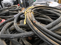 Ca. 4.096 kg bruto koperhoudende zware rubber krachtstroomkabels - afbeelding 8 van  26