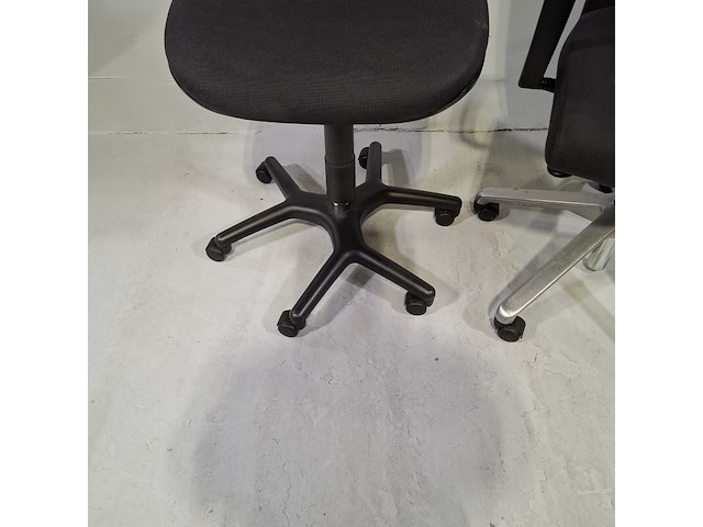 Ca. 40x bureaustoel - afbeelding 8 van  13