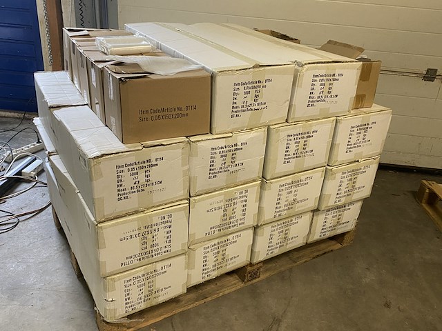 Ca. 40x doosjes a 1000 stuks gripzakjes 150x200mm - afbeelding 1 van  3