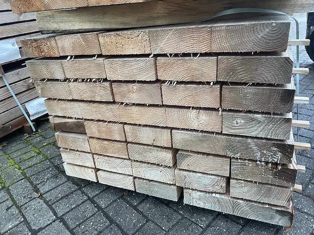 Ca. 40x douglas balken fijnbezaagd, 75x200mm, lengte 300cm - afbeelding 3 van  3