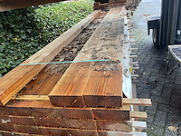 Ca. 40x douglas balken fijnbezaagd, 75x200mm, lengte 400cm - afbeelding 1 van  3
