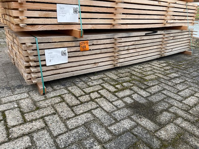 Ca. 40x douglas planken fijnbezaagd, 38x200mm, lengte 300cm - afbeelding 4 van  4