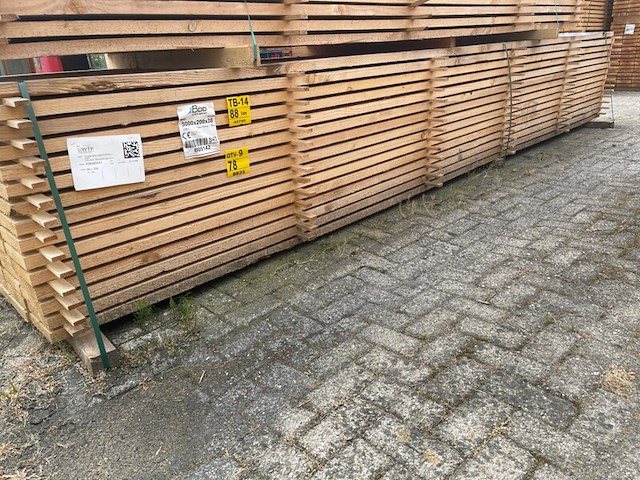 Ca. 40x douglas planken fijnbezaagd, 38x200mm, lengte 500cm - afbeelding 4 van  4