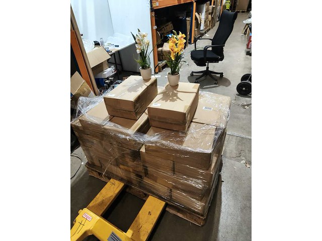 Ca. 40x dozen met 2 kunst orchideeën van kwaliteit, 2 kleuren per doos - afbeelding 2 van  4