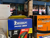 Ca. 40x fiets binnenbanden, w.o. michelin, foss, bontrager - afbeelding 5 van  8