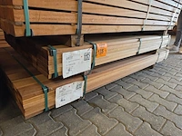 Ca. 40x guyana teak planken geschaafd, 25x140mm, lengte 185cm - afbeelding 4 van  4